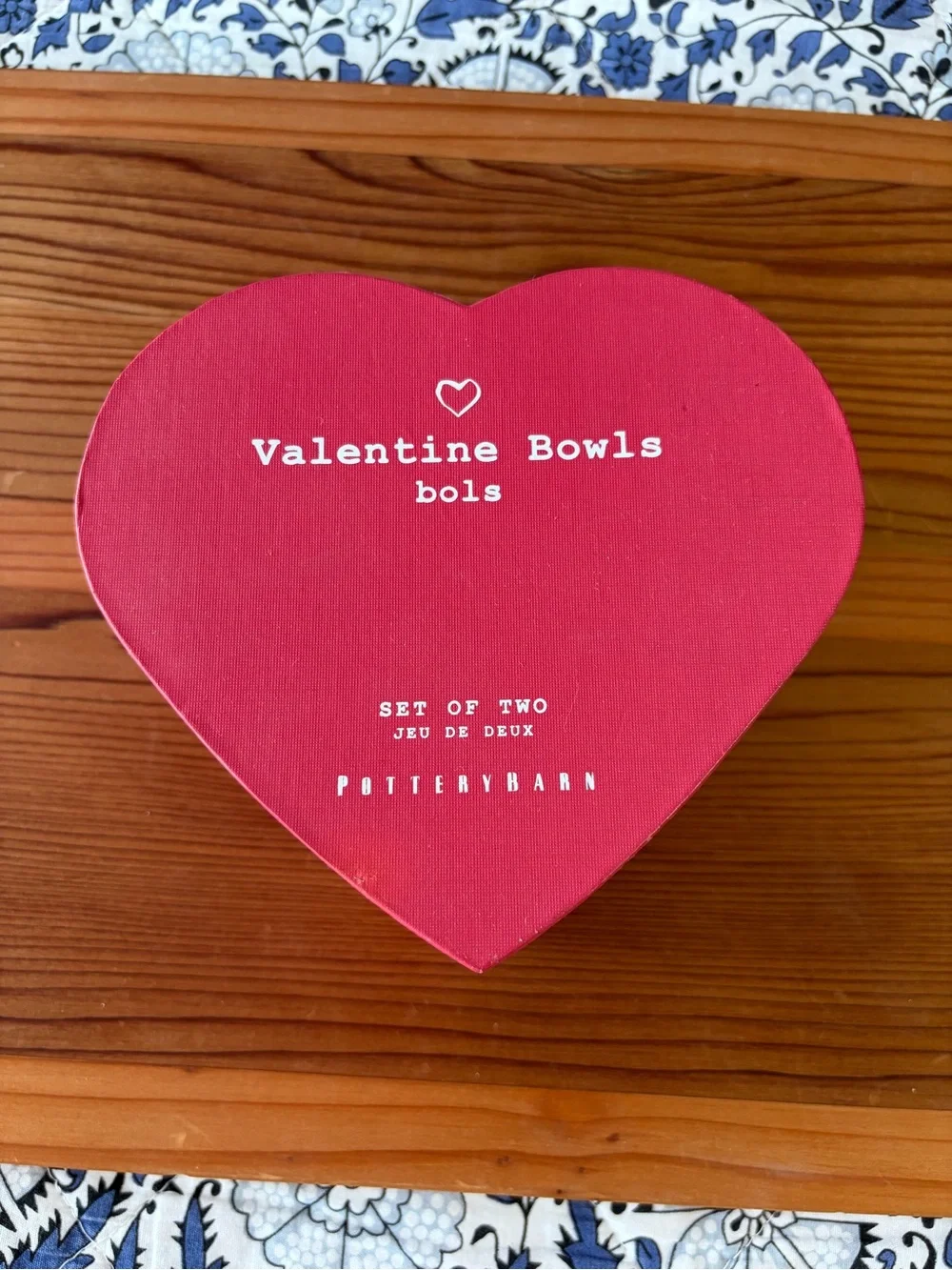 Pottery Barn Valentine Bowls - Red Heart Set of Two serving bowls
